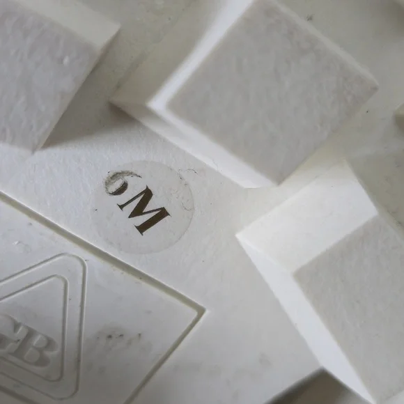 GIanni Bini Wander Lust Lug Sole Platform booties - Picture 13 of 15